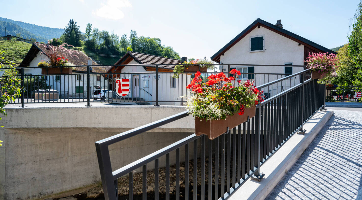 PONT DE LA GABIARE - VERMES